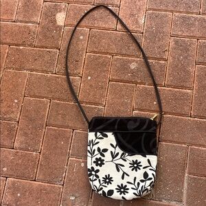 Elegant Black and White Floral Crossbody Bag